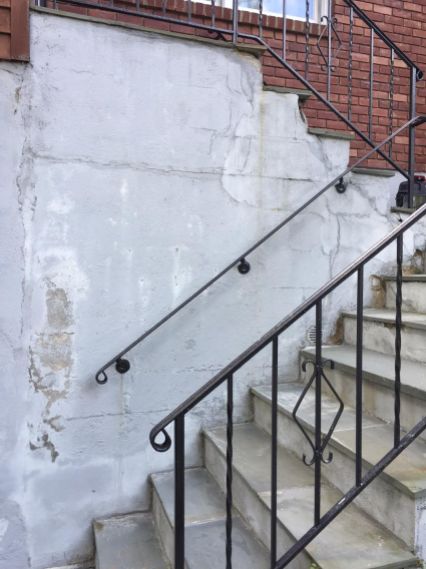 damaged-front-steps